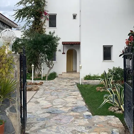 Canna Garden - Adult Only Hotel 2*
