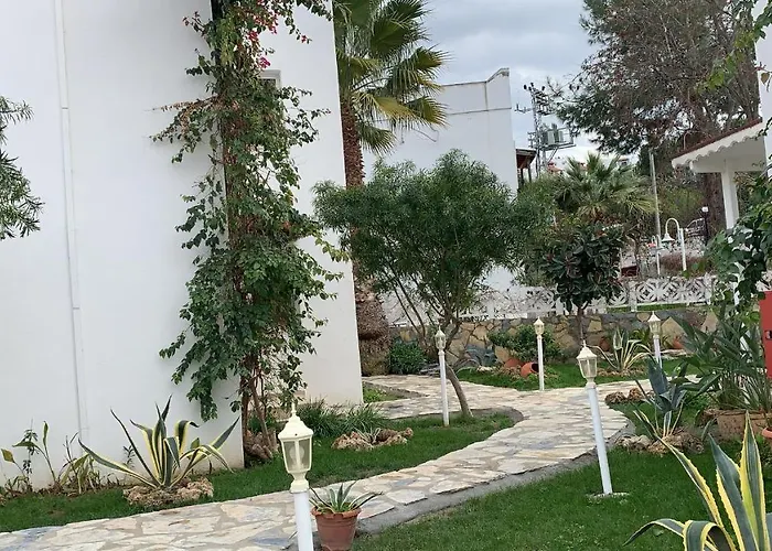 Hotel Canna Garden - Adult Only
