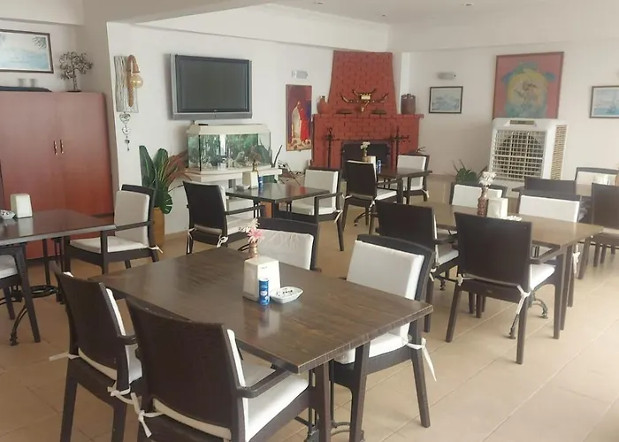 Canna Garden - Adult Only Hotel