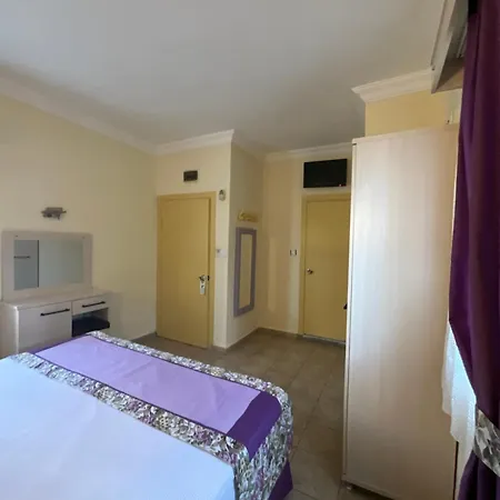 Canna Garden - Adult Only Hotell 2*
