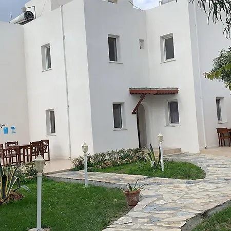 Canna Garden - Adult Only 居姆贝特