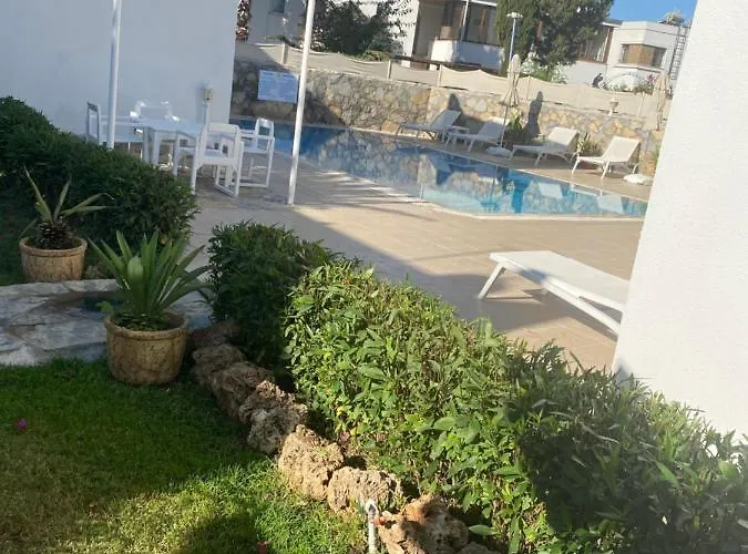 Canna Garden - Adult Only Hotel