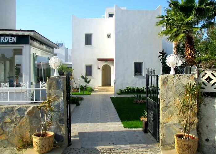 Canna Garden - Adult Only