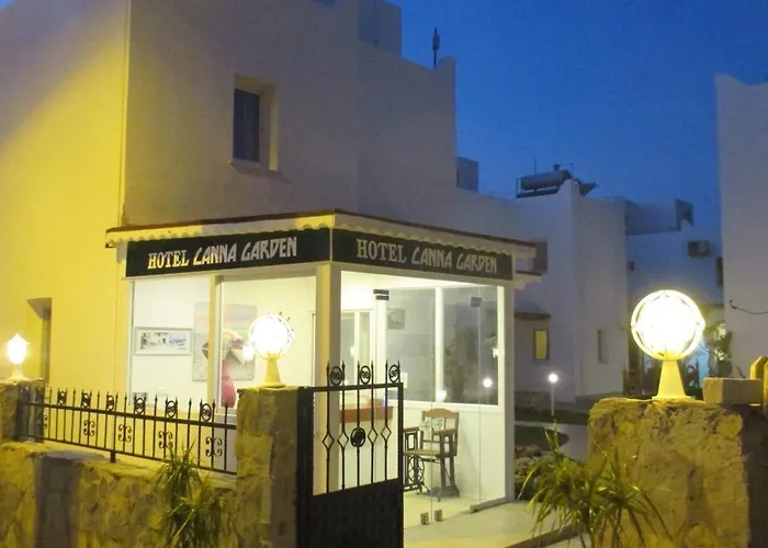 Canna Garden - Adult Only Hotel