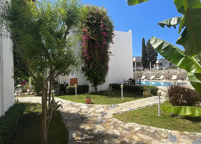Hotel Canna Garden - Adult Only 4*