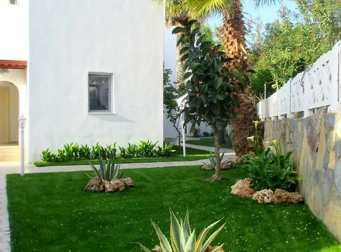 Canna Garden - Adult Only 4* غومْبيت